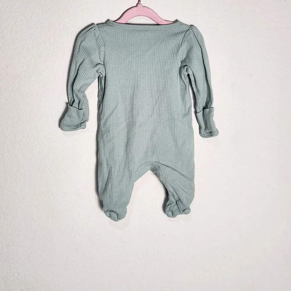 Newborn Baby Girl Sleeper Lot of 2 Wonder Nation Gerber Zip Footed Pajamas